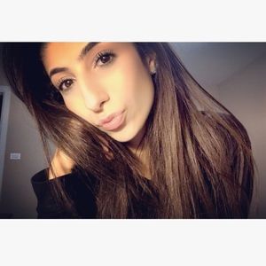 Meet your Posher, Raneem